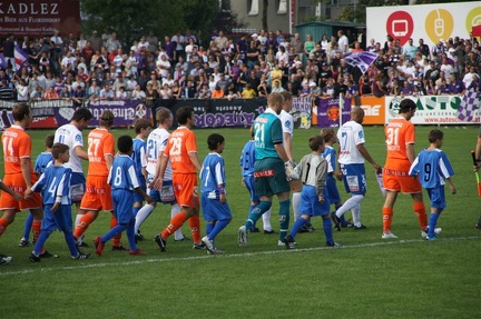 Cup 2 R  FAC FAK 0 6 200909 005