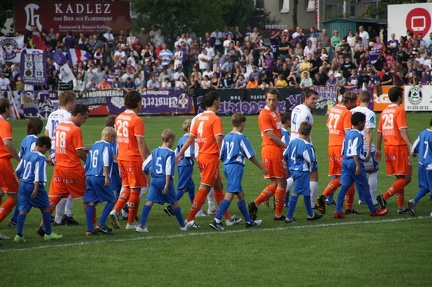 Cup 2 R  FAC FAK 0 6 200909 006