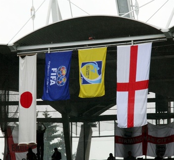 Japan England 1 2 300510 008