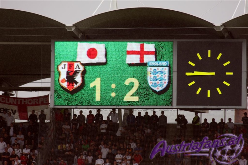 Japan England 1 2 300510 275